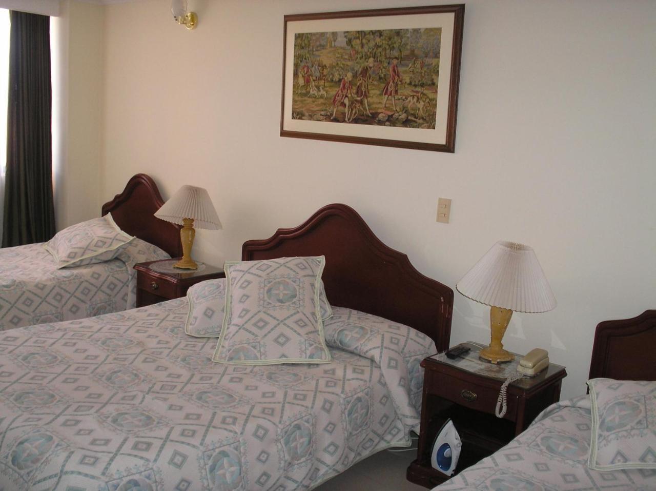 Hotel Costa Del Sol 富萨加苏加 外观 照片